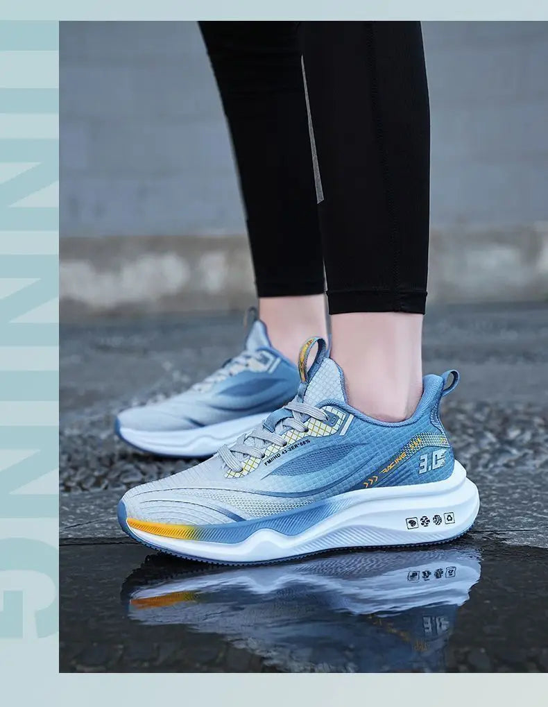 2025 Sports shoes men's summer new mesh shock-absorbing ultra light breathable casual shoes student shoes running shoes
